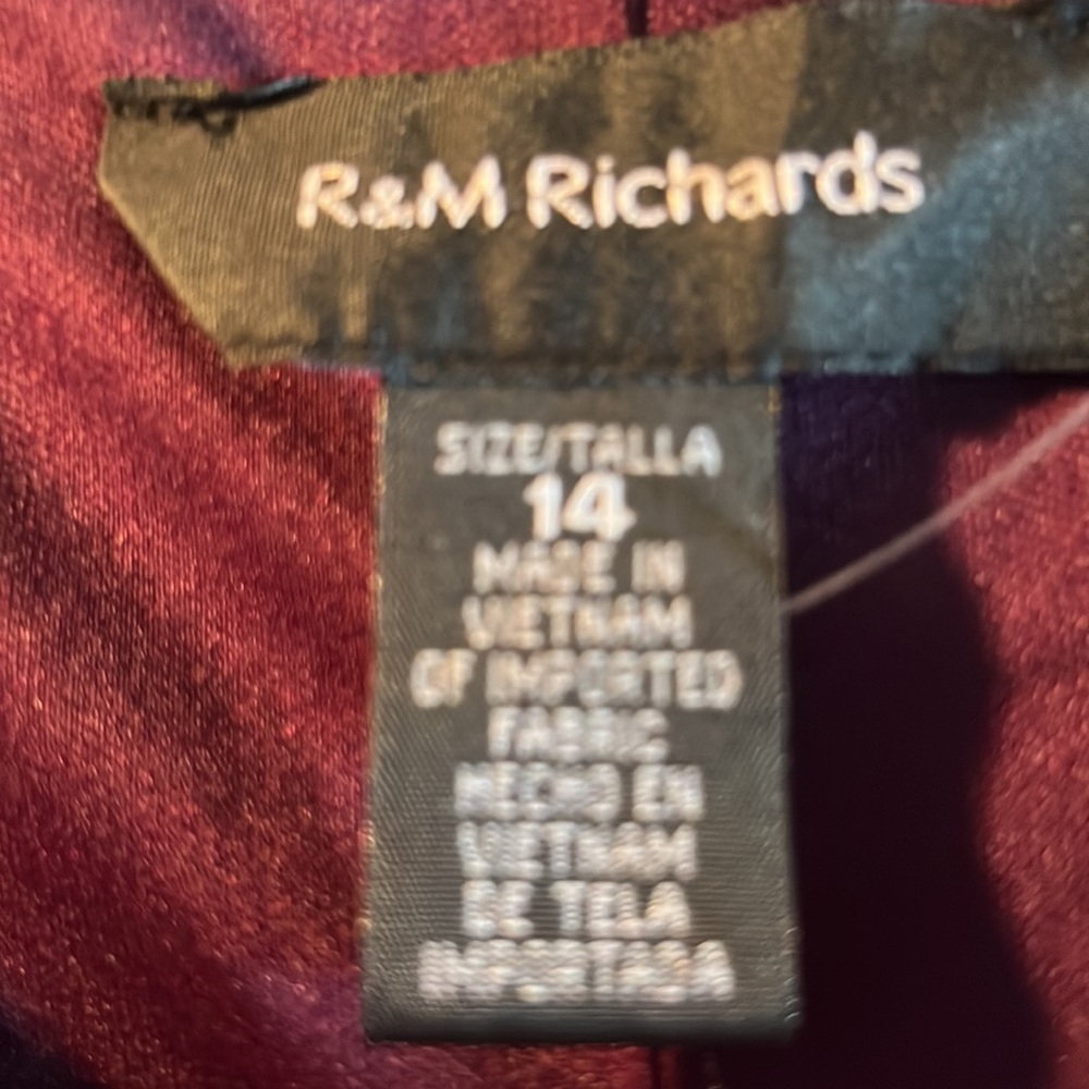 R&M RICHARDS BURGUNDY DRESS - Picture 4 of 6